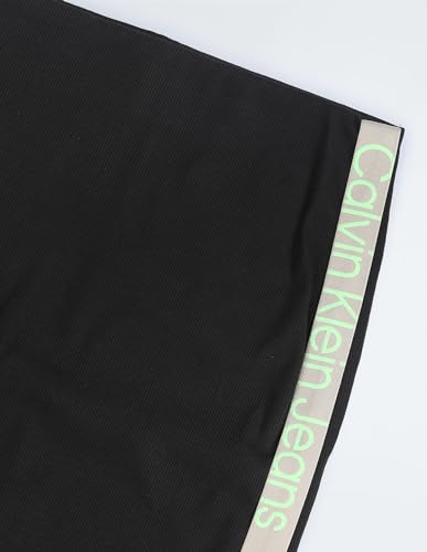 Clavin Klein Women Black Color Skirt (M)