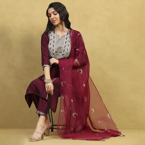 Rangriti Women Wine Polyester Blend Solid Straight Kurta Set_38