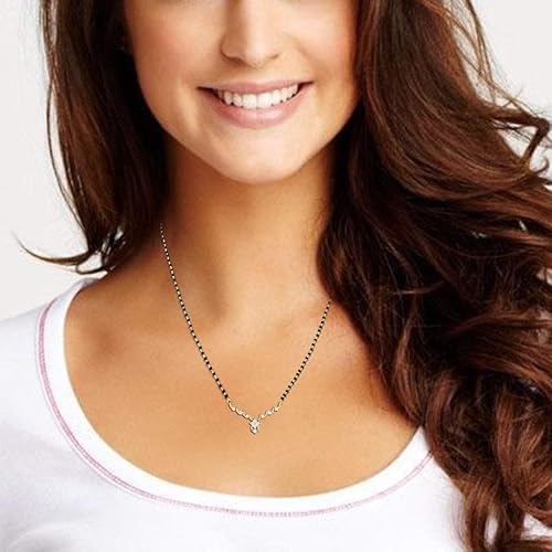 DISHIS 14K Yellow Gold Diamond Tanmaniya Mangalsutra Pendant for Women