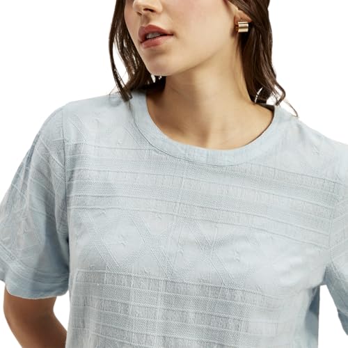 Levi's Women's Classic Fit Blouse (A7822-0003