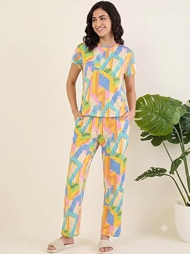 HEY FUN Women's Pixel Pattern Co Ord Set Soft Comfortable Matching Top and Bottom Casual Lounge Wear Relaxed Fit Stylish Printed Two Piece Outfit for Home Wear Daily Wear Travel and Sleepwear (L)