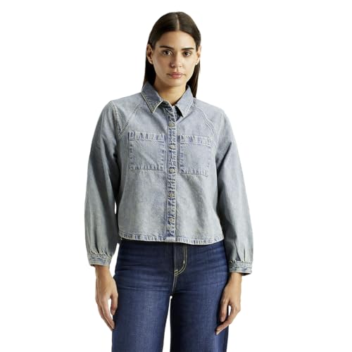 Levi's Women's Solid Light-Blue Relaxed Fit Shirt