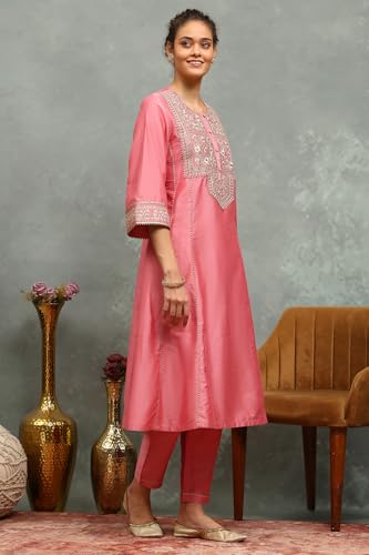Rangriti Women Pink Viscose Blend Embroidered Kalidar Suit Set_32