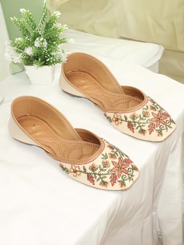 XE Looks Women's Cream Ethnic Punjabi Juttis | Traditional Embroidered Flats | Floral Design with Soft Cushioned Footbed | Comfortable & Stylish Punjabi Juttis for Girls & Women