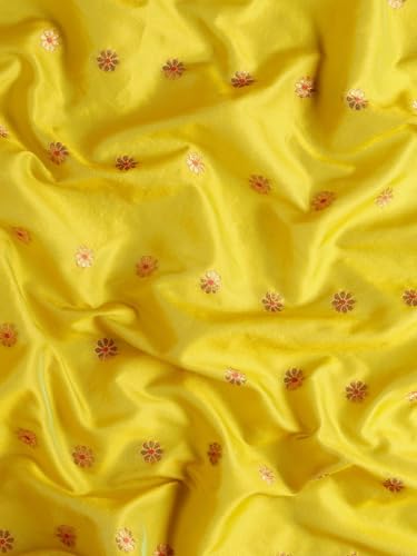 Varkala Silk Sarees Muniya Paithani Saree, Silk Blend Traditional Maharashtrian Saree with Copper Zari Border, Peacock Pallu 5.5 Meter and Unstitched Blouse, Beige & Red