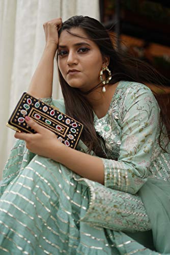 DUCHESS Women and Girls Embroidered Black Clutch