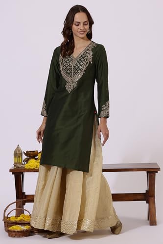 W for Woman Gold Solid Sequins Flarred Skirts (Size: M)-24AUW50501-400770