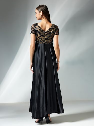 Miss Chase Women's Boat-Neck Short-Sleeve Abstract Fit & Flare Satin Maxi Dress (MCAW25D86-23-62-04, Black, M)