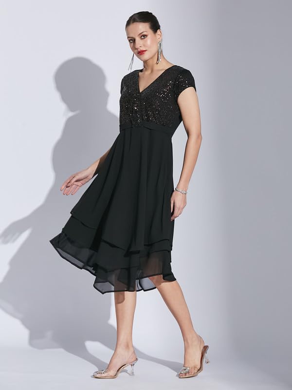 Latin Quarters Women Black V-Neck Cap Sleeve Solid Dress_L