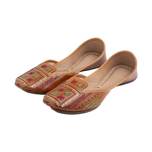 KORAKARI Women's Genuine Leather Traditional Ethnic Artsy Tan Handmade Punjabi Jutti, Leather Flat Comfortable Mojaris for Girls (Size: UK6, Tan)