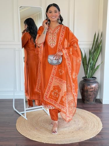 VARNI FABRICS: A lady's First Love Women's Viscose Embroidered Kurta Pant With Printed Dupatta, Floral Embroidery, Ethnic Wear Set (IN, Alpha, 2XL, Regular, Rust)