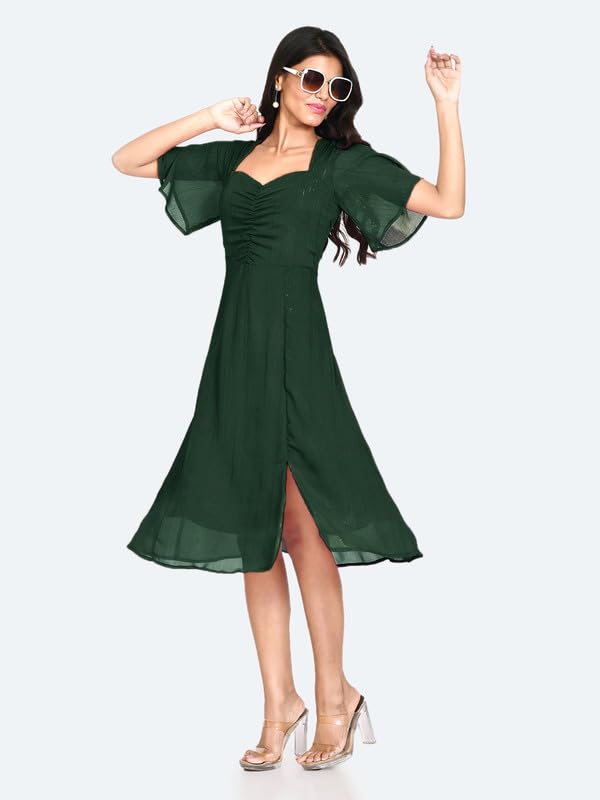 Zink London Women's Bottle Green Solid Short Sleeves Midi Dress