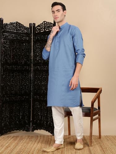 Sanwara Showcases Artisan Off White Kurta Set Made to Impress at Navratri Diwali