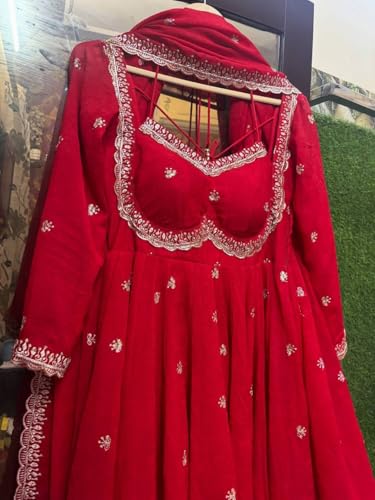 SAMUYA Elegant Red Anarkali Dress with Silver Embroidery, Traditional Indian Wedding Gown, Floor Length Ethnic Wear with Dupatta (in, Alpha, 2XL, Regular)