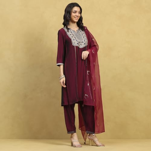 Rangriti Women Wine Polyester Blend Solid Straight Kurta Set_38
