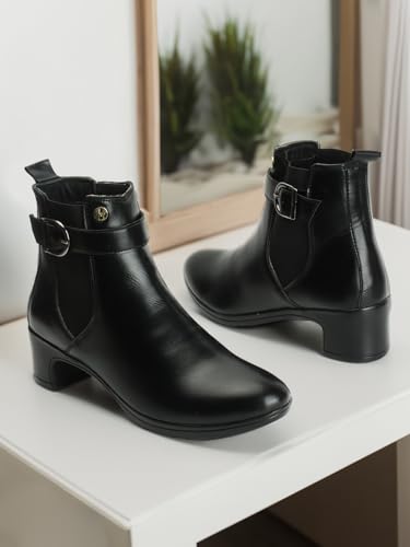 ELLE Women's Fashionable Buckle Boots Colour-Black, Size-UK 3