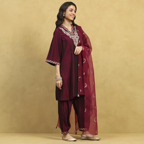 Rangriti Women Wine Polyester Blend Embroidered A-Line Kurta Set_32