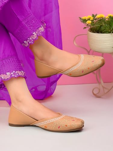 XE Looks Women’s Embroidered Ethnic Juttis with Intricate Threadwork Design | Soft Cushioned Insole | Lightweight Slip-On Traditional Flats for Girls & Women Beige