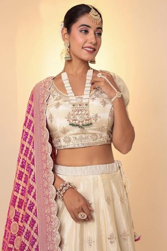Women's Tissue Lehenga with Bandhej duppatta.