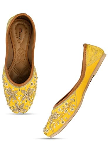 DESI COLOUR Women Ethnic Footwear Mojari/Punjabi Jutti-Yellow Dabka (Numeric_3)