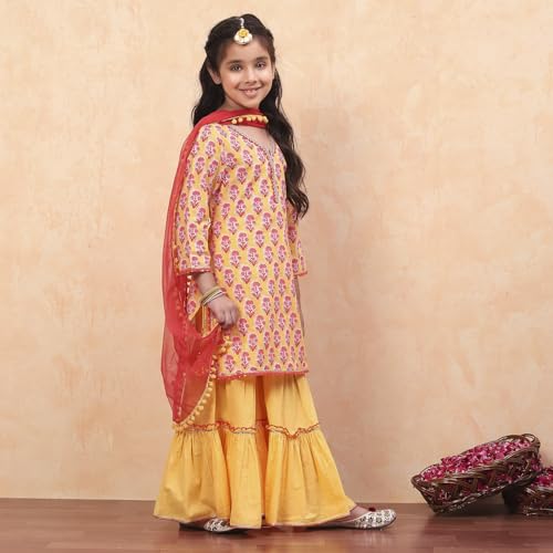 BIBA Girls Yellow Straight Cotton Printed Kurta suit set