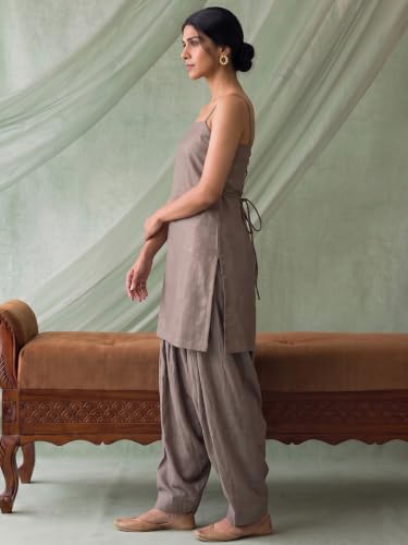 Varanga Women Solid Kurta Set with farsi salwar