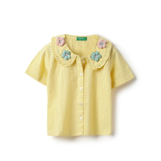 United Colors of Benetton Regular Fit Peter Pan Collar Crochet Flowers Seersucker Shirt