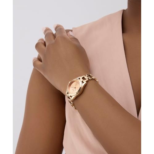 GUESS Rose Gold Round Dial Analog Women's Watch - GW0927L4