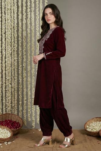 W for Woman Maroon Straight Kurta with Parallel Pant and Dupatta - (WS13312-224203-XL)