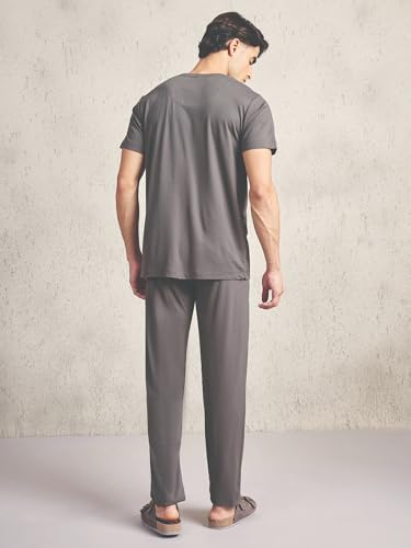 Sweet Dreams Men's Solid Pyjama Set