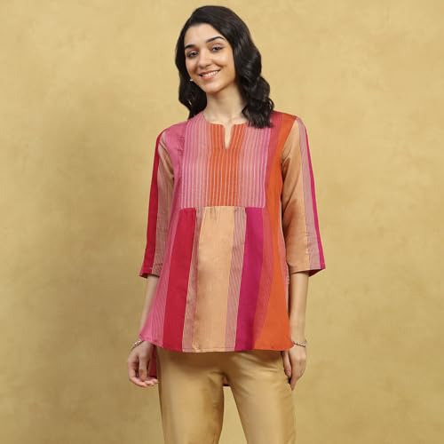 Rangriti Women Fuchsia Viscose Blend Solid Tiered Kurti_32