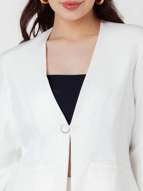 Zink London Women's White Solid Fitted Blazer