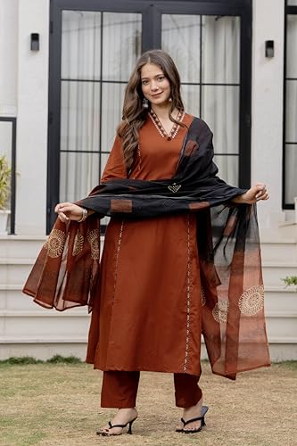 MEERA FAB Women Floral Printed Pure Cotton Straight V-Neck Side Pocket Kurta with Palazzos & Dupatta