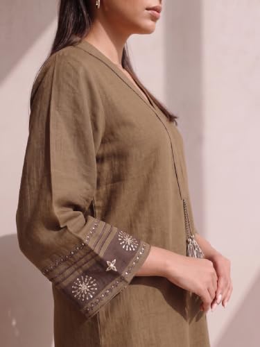 Varanga Women Kurta Trousers Set V Neck Three Quarter Sleeves Cotton Blend