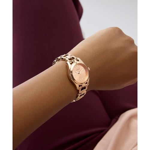 GUESS Rose Gold Round Dial Analog Women's Watch - GW0927L4