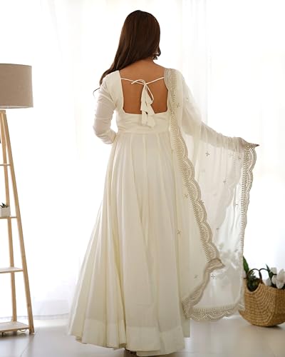 FUSIONIC Featuring Ethnic wear Gown Set White