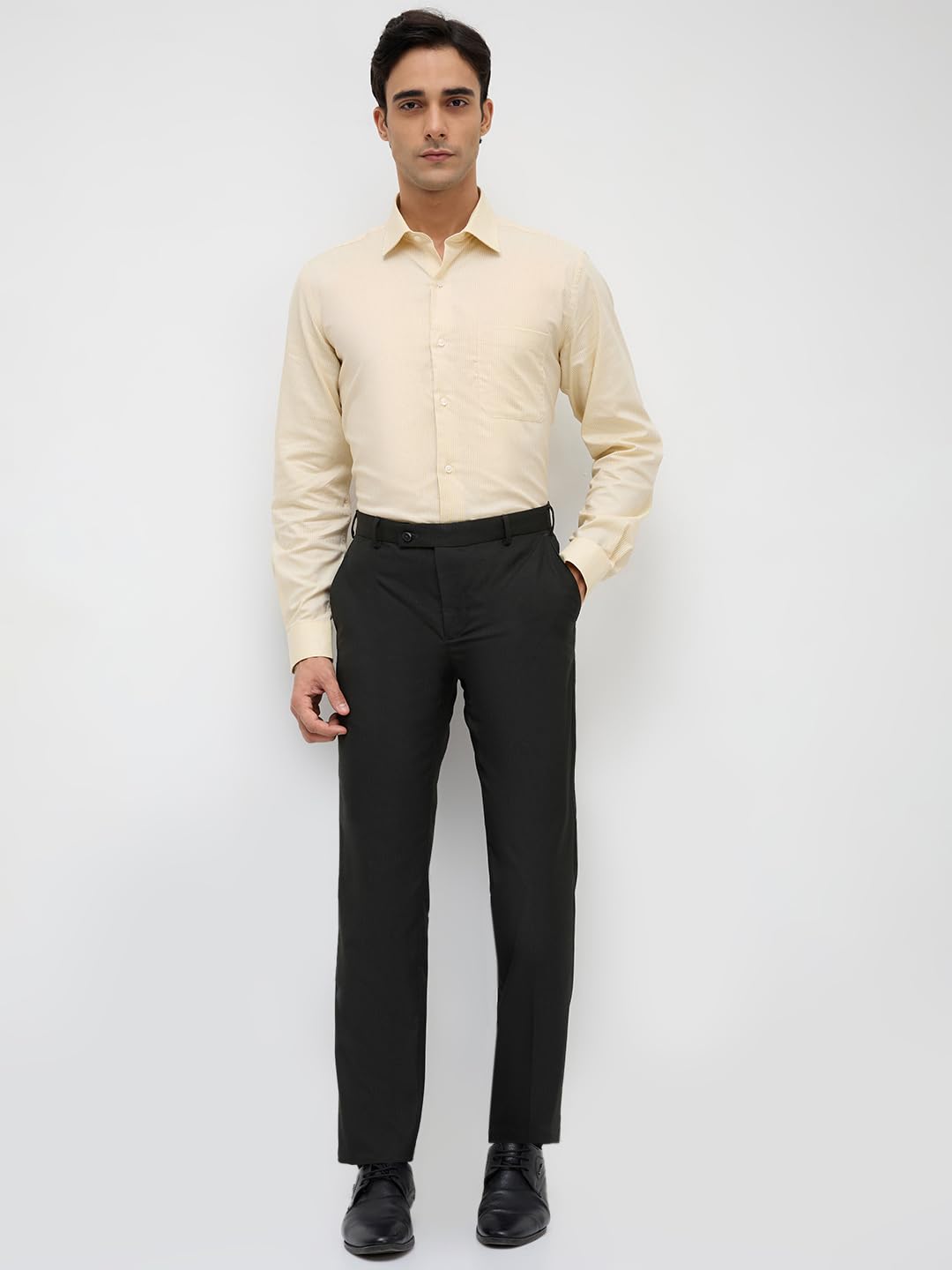 Park Avenue Men Slim Fit Structure Pattern Polyester Blend Flat Front Formal Trouser Black