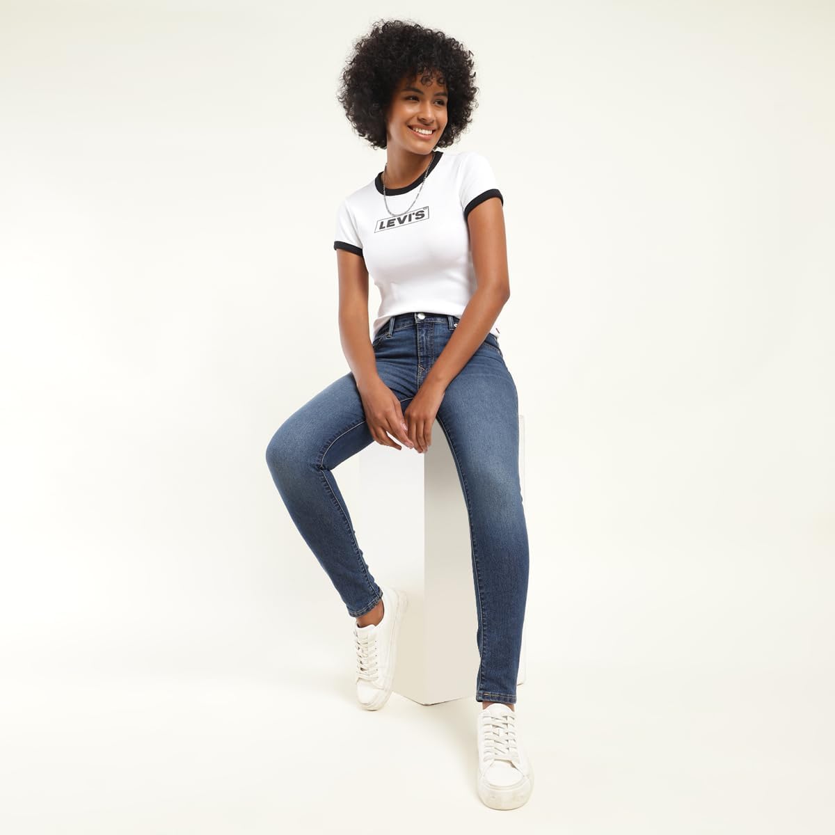 Levi's Women's 711 Skinny Fit Mid-Rise Jeans Blue