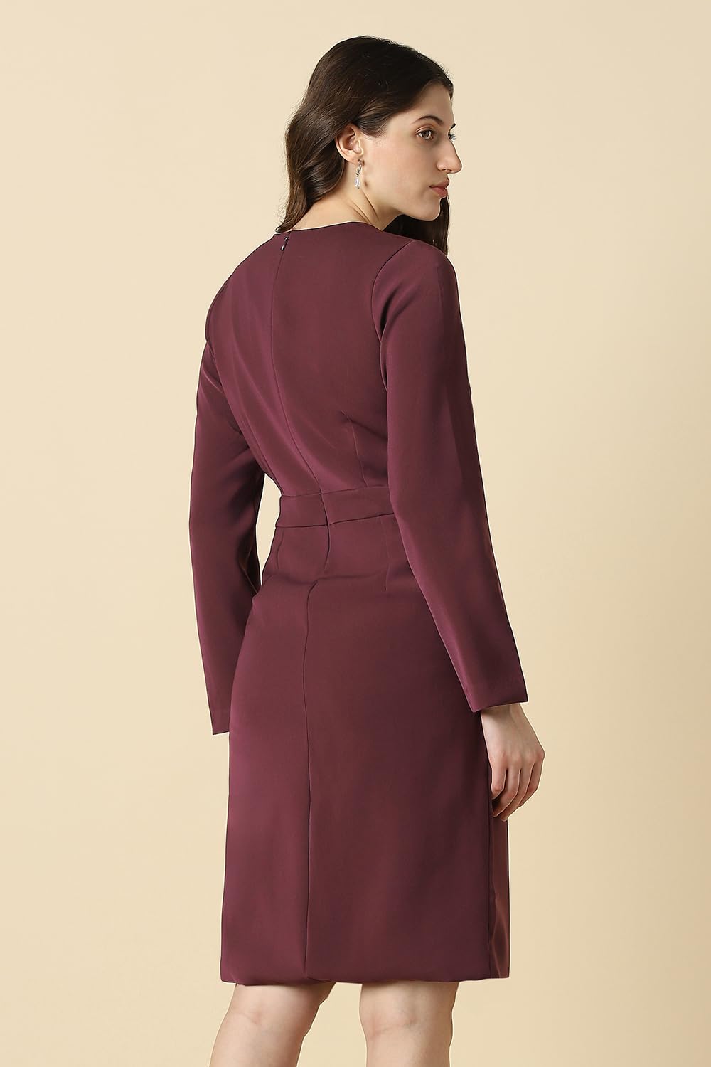 Women Maroon Solid Formal Dress