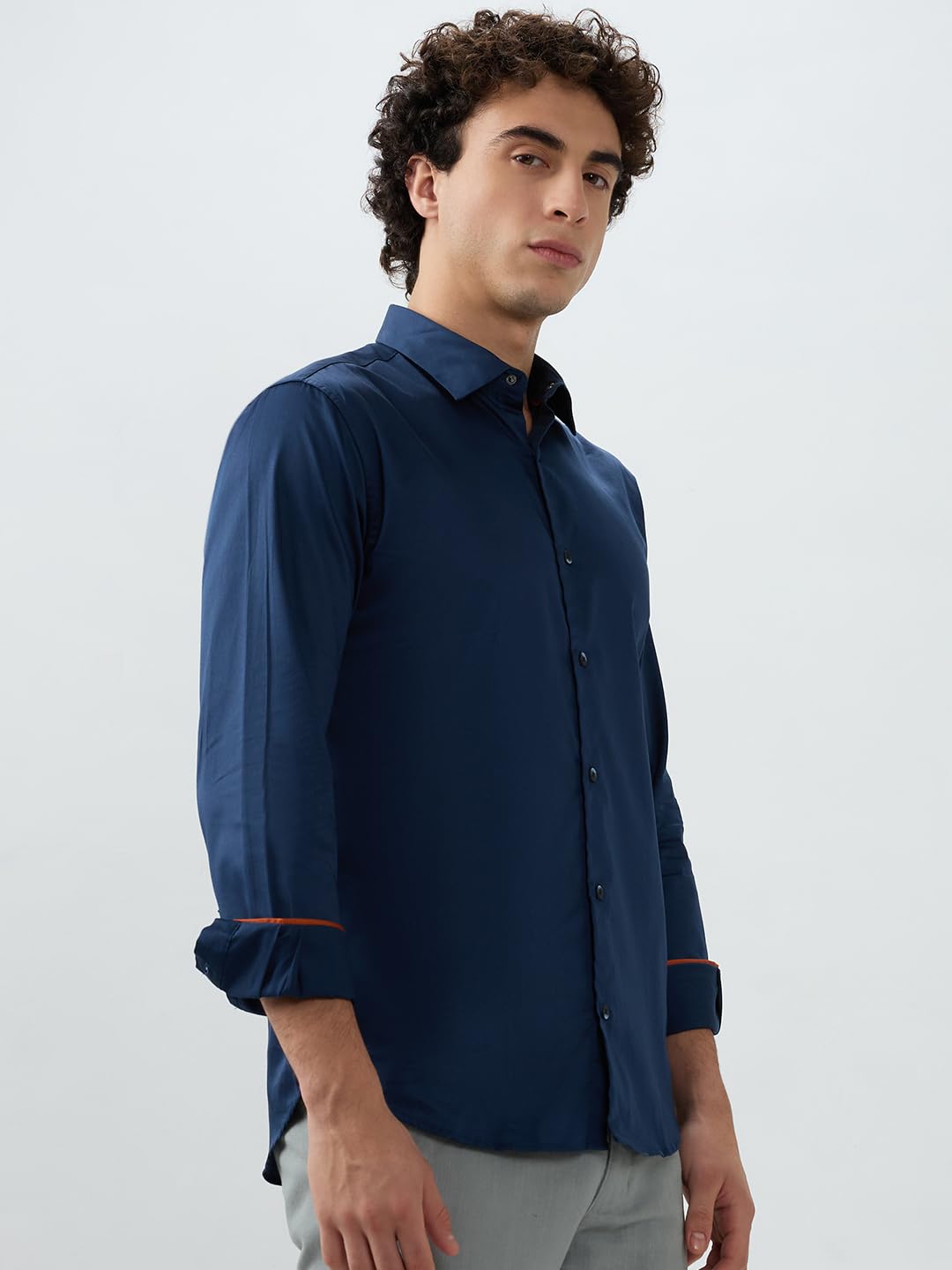 Park Avenue Men Slim Fit Solid Pattern Cotton Lycra Blend Semi Cutaway Collar Full Sleeve Casual Shirt Blue