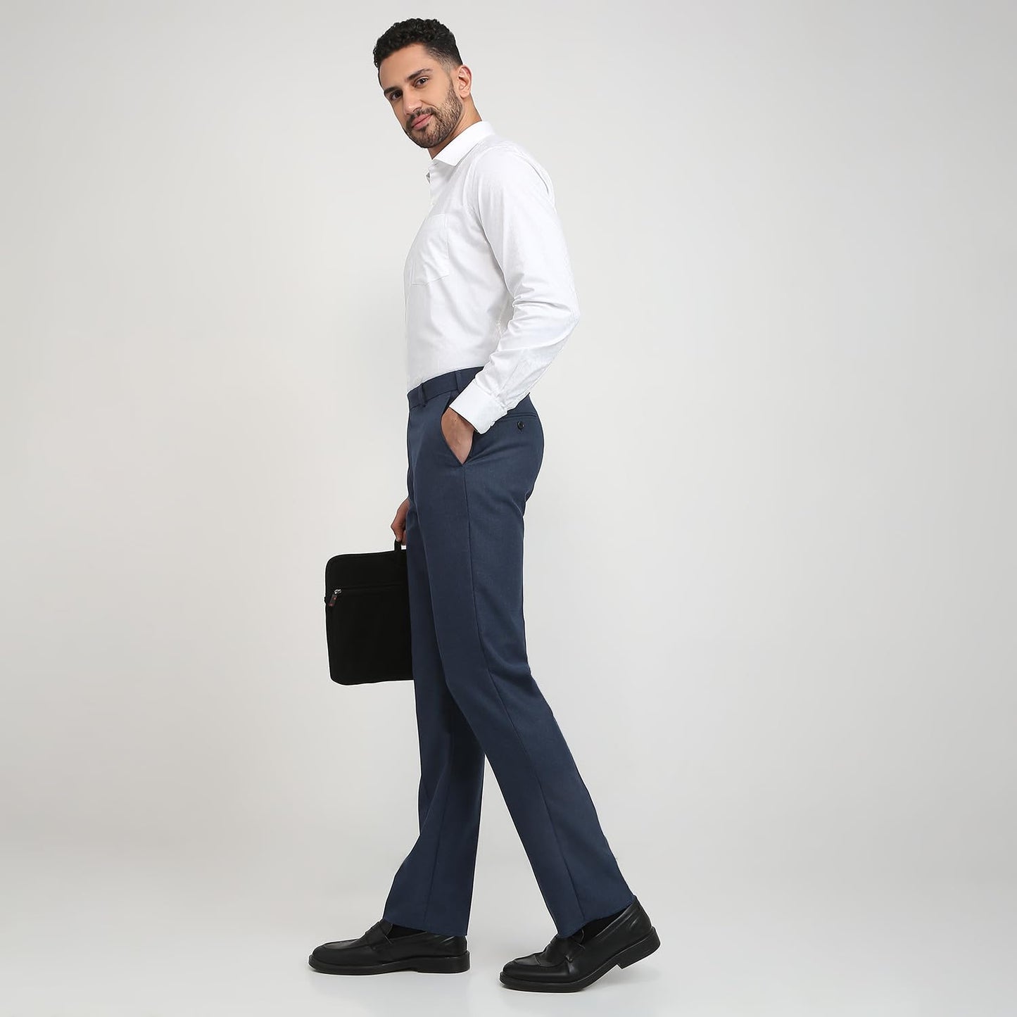 Park Avenue Men Regular Fit Solid Pattern Poly Viscose Blend Flat Front Formal Trouser Medium Blue