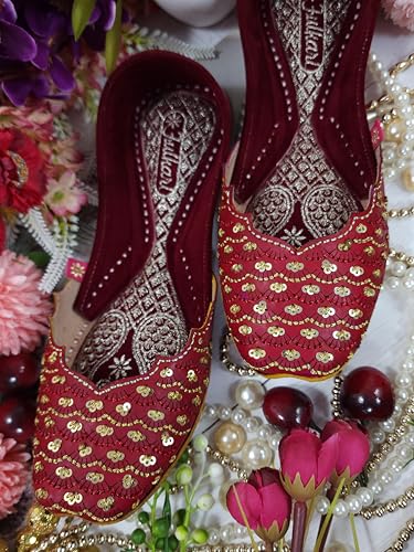 Fulkari Women Red SeaSand Gold Casual Genuine Soft Leather Jutis | Bite and Pinch Free Juttis | Punjabi Jutti | Girl's Office Flat Ladies Mojari | dailywear Ethnic Juti | 39