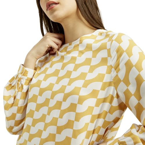 Levi's Women's Geometric Classic Fit Blouse (A9203-0005