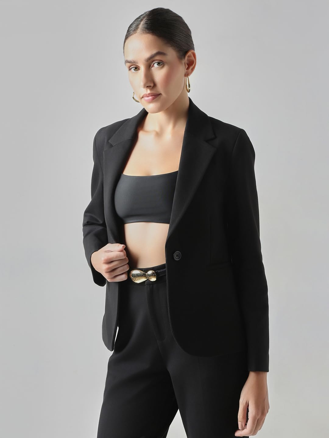 VERO MODA Women's Regular Fit Black Blazer
