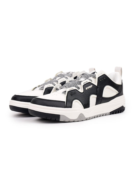 XTEP Skateboarding Shoes for Men's| Lightweight Canvas Sneakers with Strong Grip | Fashionable Street Style Footwear