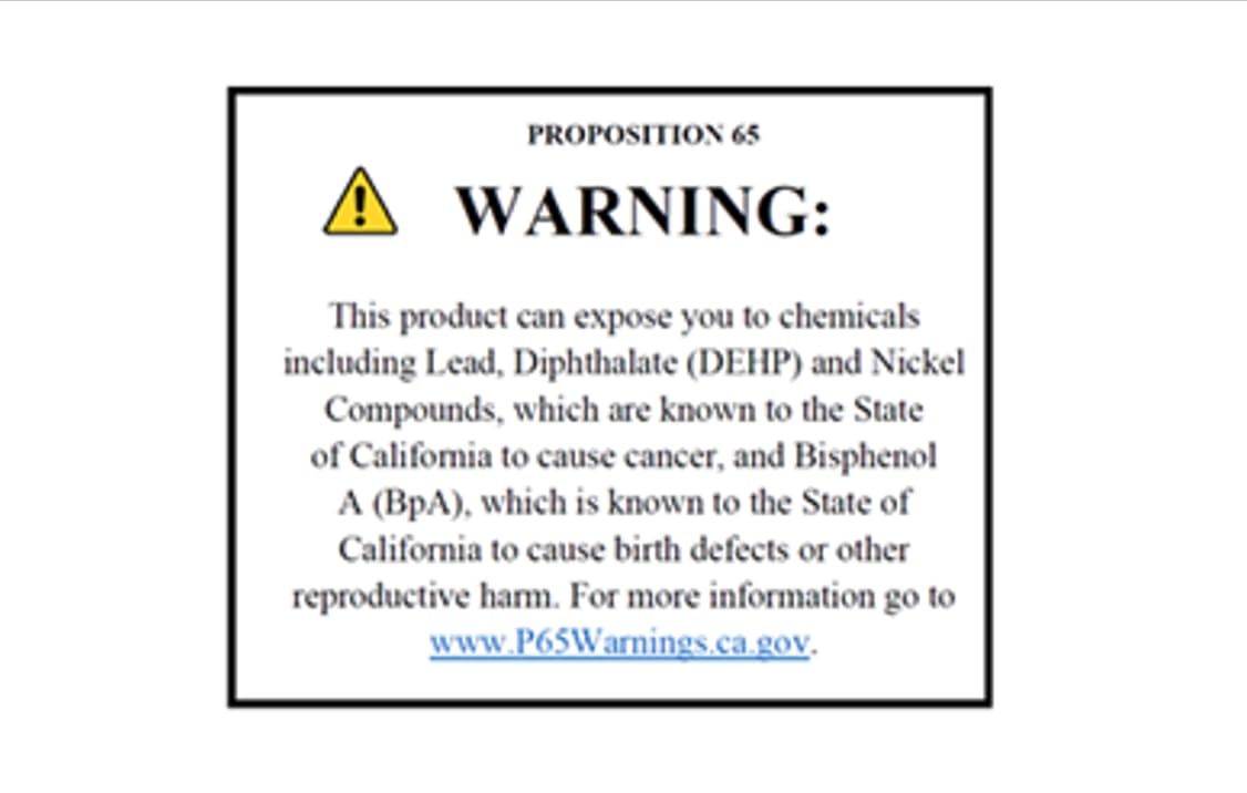 GUESS Men's Wrapped Navigator Pilot Sunglasses, Shiny Light Nickeltin, 68mm