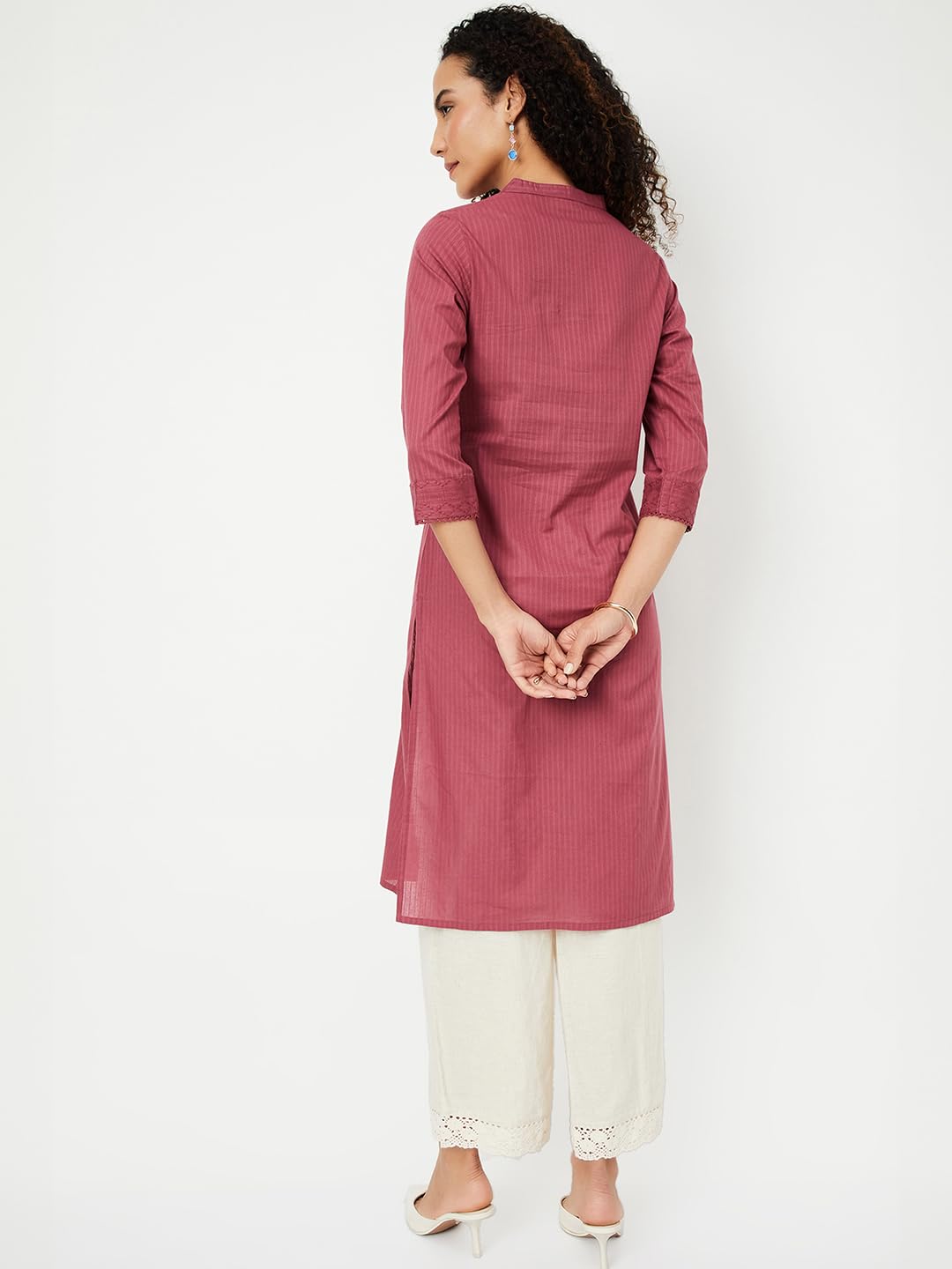 Max Women's Cotton Blend Solid Regular Kurta