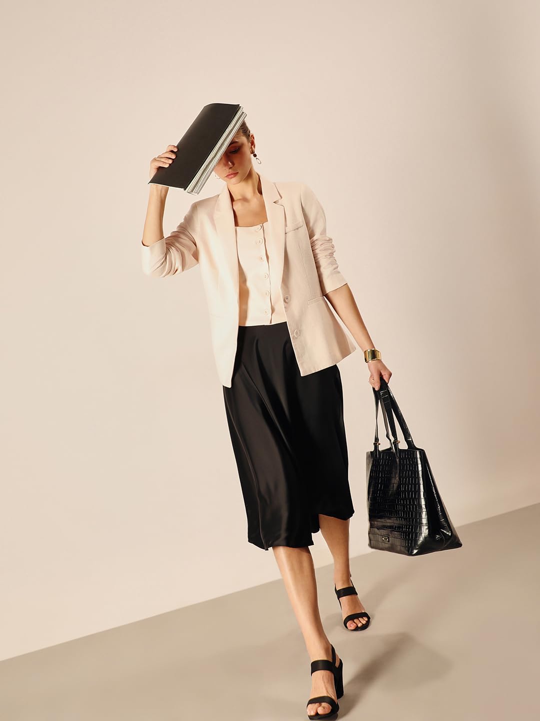 VERO MODA Women's Flared High-Rise Black Skirt