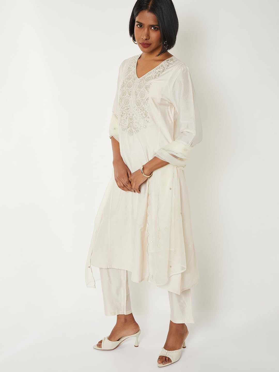 Max Women Embroidered A-line Kurta Set(White_XXL)
