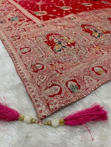 BHARTI COLLECTIONS Banarasi Art Silk Saree with Zari Work & Blouse Piece